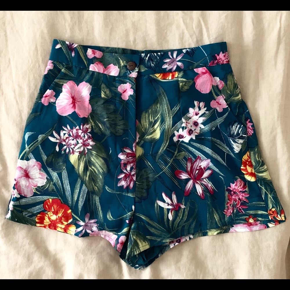 Tropical high waisted shorts
